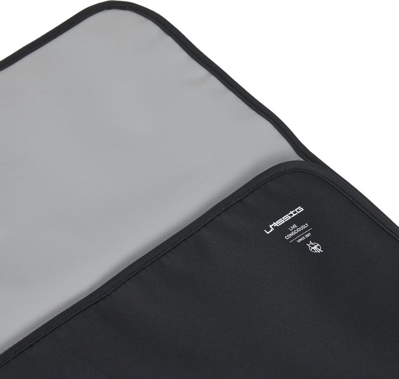 Babyluiertas met aankleedkussen en vak voor vochtige doekjes voor onderweg/Changing Pouch zwart