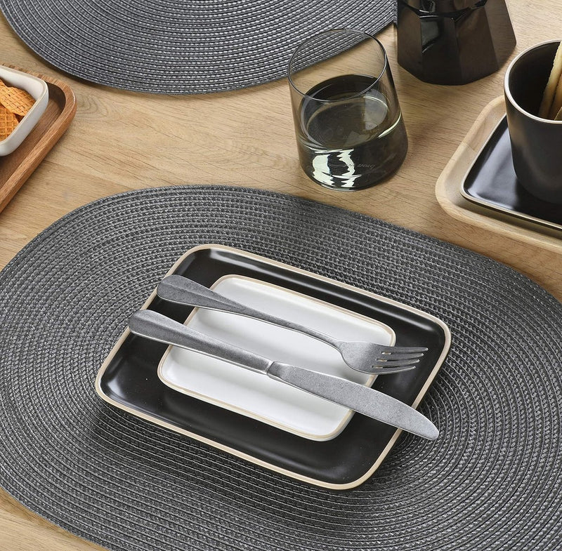 Placemat Placemat Tafellinnen Placemats voor Eetkamer Geweven Ovaal Patroon Grijs Set van 4 Vinyl Voedselveilig 45 x 30 cm Pak van 4