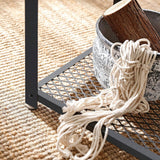 bijzettafel in industrieel design, nachtkastje, banktafeltje met rasterplankje, stabiel, met metalen onderstel, gemakkelijk te monteren, vintage hout-uitstraling