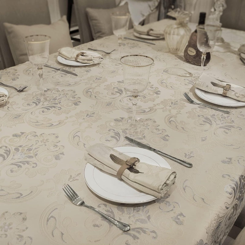 Tafelkleed met kwastjes, waterafstotend, voor eettafel, vakantie, feest, woonkamerdecoratie, 140 x 200 cm, licht abrikoos