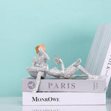 Figuur decoratie voor plank, kleine lezende vrouwen gevormde sculptuur gepersonaliseerd handbeschilderd lezen schurk desktop boeken plank handwerk standbeeld (stijl B)