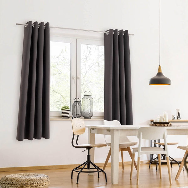 Set van 2 gordijnen, verduisteringsgordijnen, ondoorzichtig, elegante warmte-isolerende gordijnen met ringen, thermogordijn voor alle ramen, 138 x 117 cm, antraciet