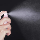 Lege reisflessen set kleine cosmetische container, navulbaar voor vliegtuigshampoo vloeistof draagbare vlucht handbagage accessoires met transparante toilettas, 12 stuks, roze