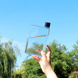 A5 platte waterfles, 750 ml platte drinkfles reisfles slank AS plastic waterfles herbruikbaar BPA-vrij voor school, buitenactiviteiten in de sportschool, fietsen, wandelen