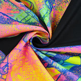 Black Light Paar Skelet Wandtapijt Kleurrijke Vlinder Mot UV Reactief Wandbehang Hippie Maan Bloemen Gloeien in het Donkere Melkwegstelsel Wanddoek voor Slaapkamer Woonkamer 210 x 150 cm