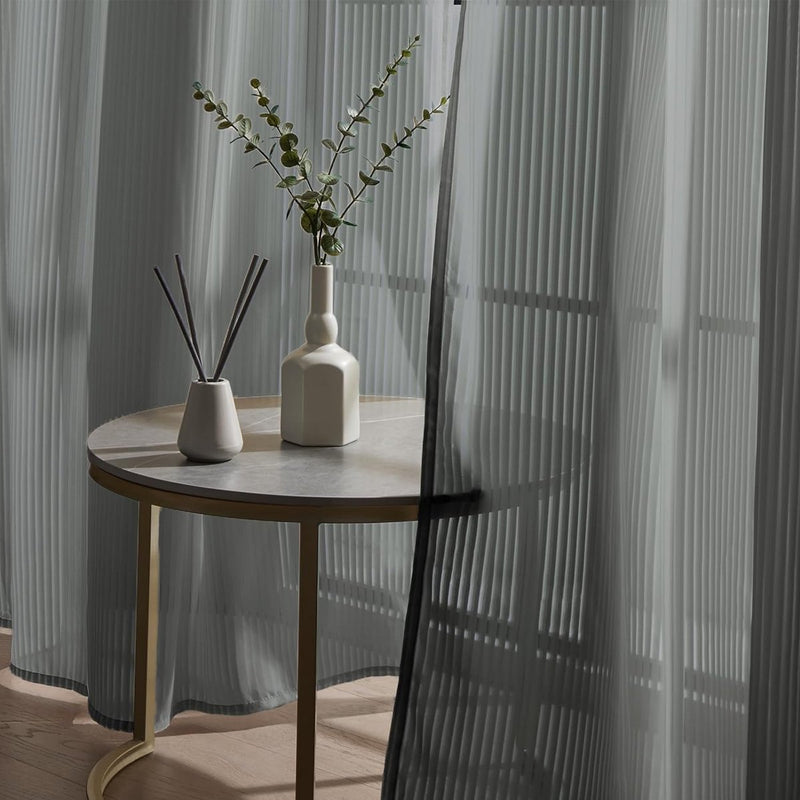 Gordijnen, gestreepte gordijnen met ogen, grijs, 140 x 160 cm, half-transparant, set van 2 gordijnen met ogen, met strepen, decoratie, voor kinderkamer, woonkamer, slaapkamer