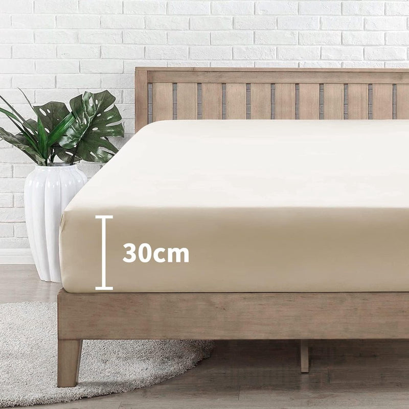 Hoeslaken 120x200x30, microvezel het hele jaar door beige