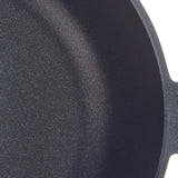 Oranje koekenpan 28 cm, gegoten aluminium met Platinum Plus antiaanbaklaag, geschikt voor alle soorten fornuizen inclusief inductie, vrij van PFOA