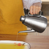 Oliekan 600 ml oliefan roestvrij staal olijfolie oliedispenser, lange opening ingrediëntendispenser oliefles kruidenketel kannetje voor olie, azijn, saus