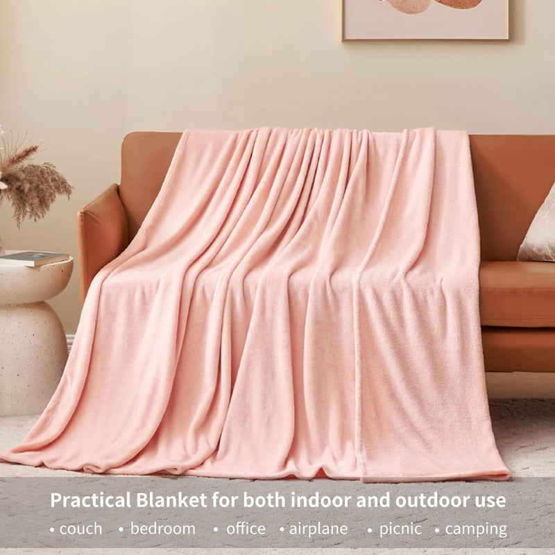 Knuffeldeken, pluizige deken, roze, fleecedeken, 150 x 200 cm, XL, warme bankdeken, knuffelige woondeken, roze, zacht, als woonkamerdeken, bankdeken voor de winter