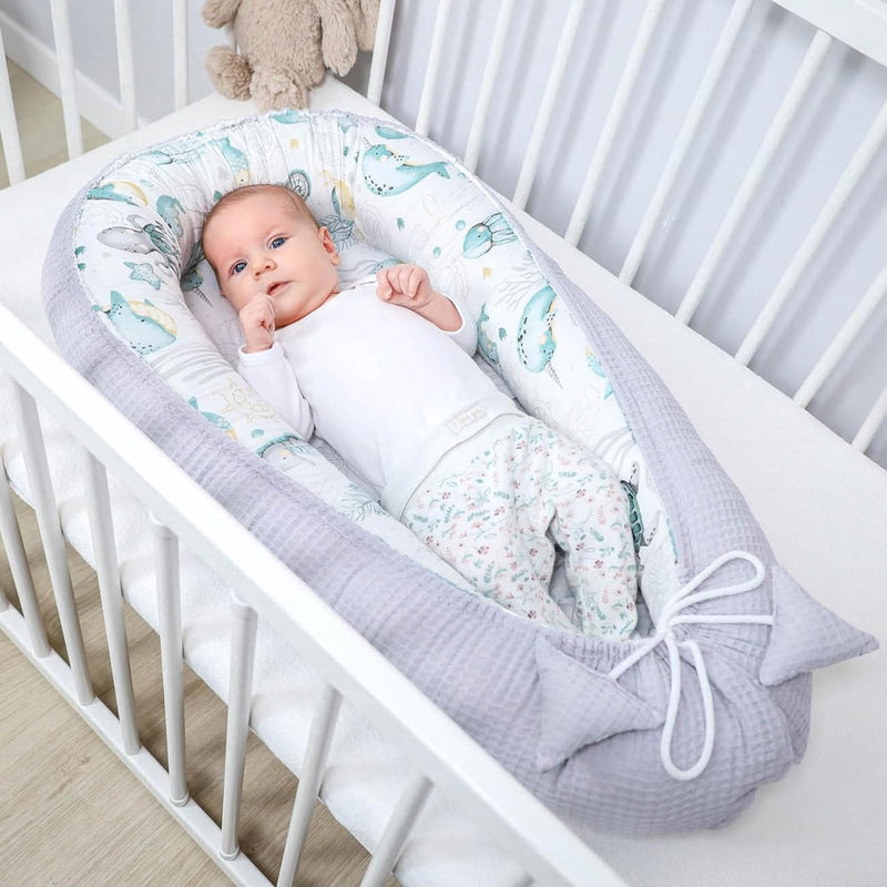 Babynestje voor pasgeborenen baby's, 90 x 50 cm, handgemaakte cocon, dubbelzijdig van katoen, wafel met babynestje, waterdieren, lichtgrijs