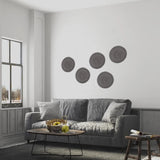 Ronde placemats Set van 4 45 cm gevlochten wasbare placemats zwart en grijs