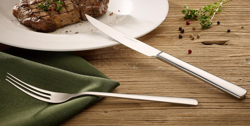 Steakbestek van roestvrij staal 18/10, gepolijst, inclusief houten cassette, 12 eenheden, 25,7 x 16,7 x 7,5 cm