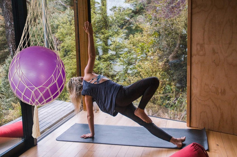 1 x gymnastiekbal-opbergrek, houder voor oefenbal, yogabal, gymnastiekbal, yogabal, stabiliteitsballen, fitnesslessen of thuis, met schroeven, 1