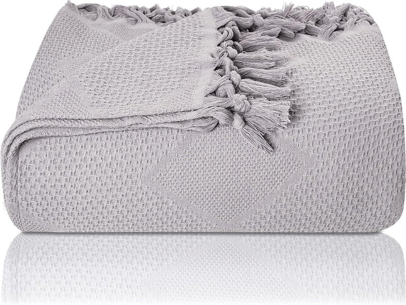 Premium sprei met handgeknoopte franjes, 100% katoen, 150 x 220 cm, wafelpiqué zomerdeken, katoenen deken als bedsprei, banksprei en bankdeken, grijs