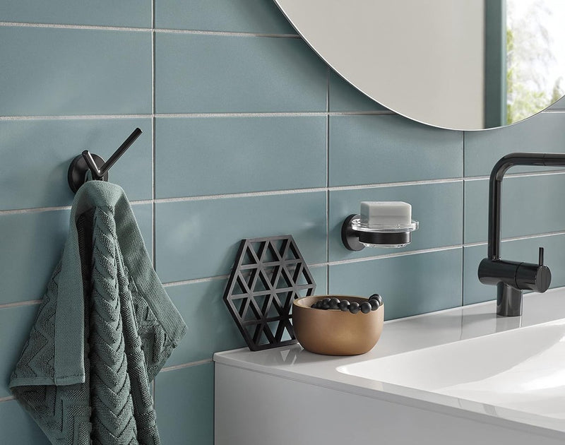 Ronde dubbele haak voor wandmontage, onderhoudsvriendelijke aluminium hanger voor 2 handdoeken, elegante handdoekhaak om op te schroeven, chroomkleurig