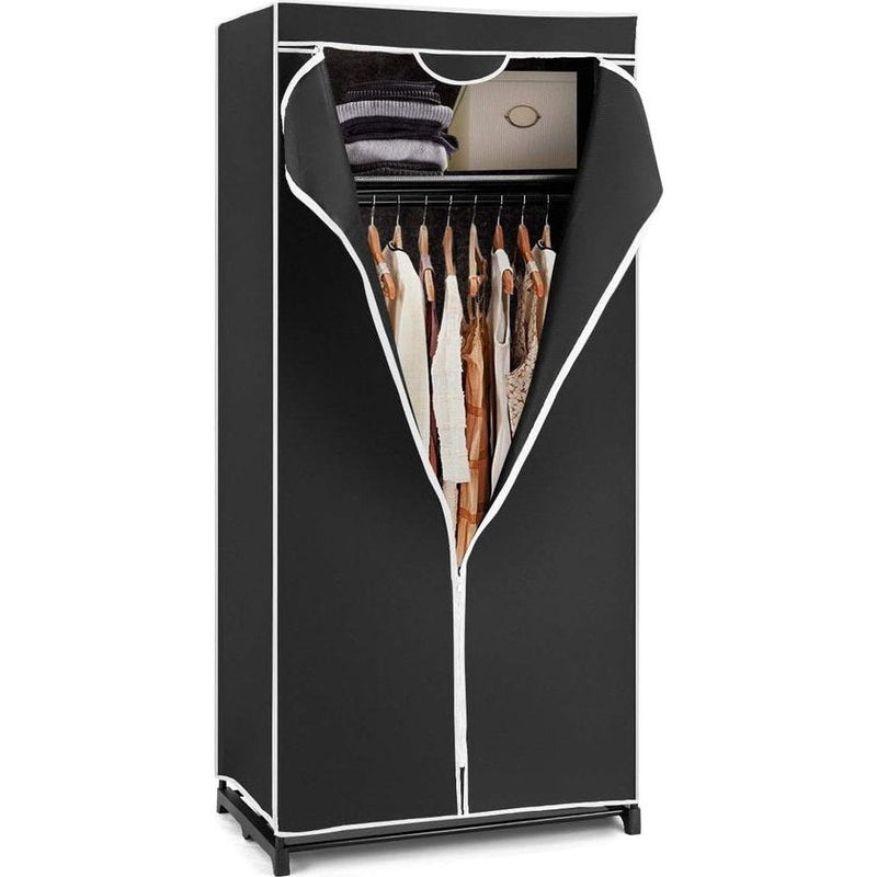 Kast Grote opbergruimte: onze kledingkast is groot genoeg om meer kleding te bevatten.