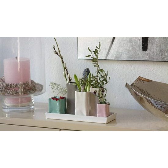 Stel bloemenvazen in, keramiek, gekleurd en wit, decoratief, multicolor.