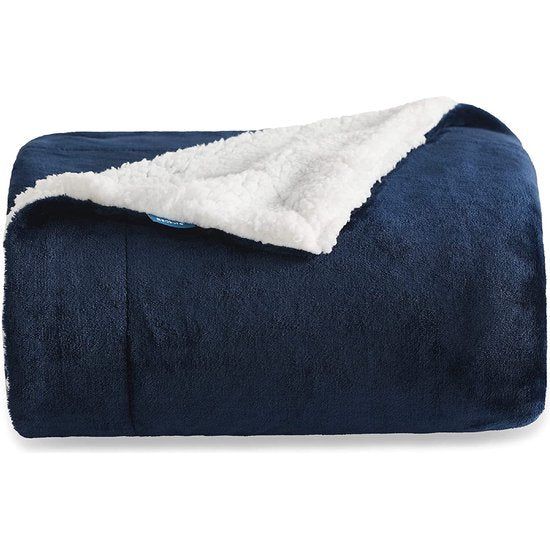 BEDSURE Knuffeldeken, wollige bankovertrek, blauw, deken, bank, klein als bankdeken, sprei en woonkamerdeken, woondeken van zacht fleece en warme Sherpa, fleecedeken, 130 x 150 cm