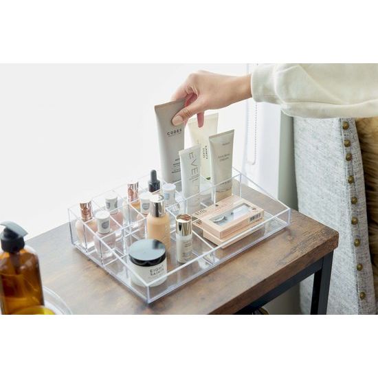 iDesign Cosmetica en make up display transparant - Sarah Tanno