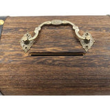 Vintage houten schatkist is handgemaakt door vakmensen van hoogwaardig hout, geurloos, sterk, duurzaam, heeft een mooie kleur en verandert niet van kleur na verloop van tijd