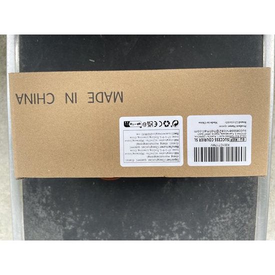 Magnetische flesopener met opvangbak, wandmontage, koolstofstaal, bierflesopener voor keuken, koelkast, biergeschenken voor mannen (zwart)