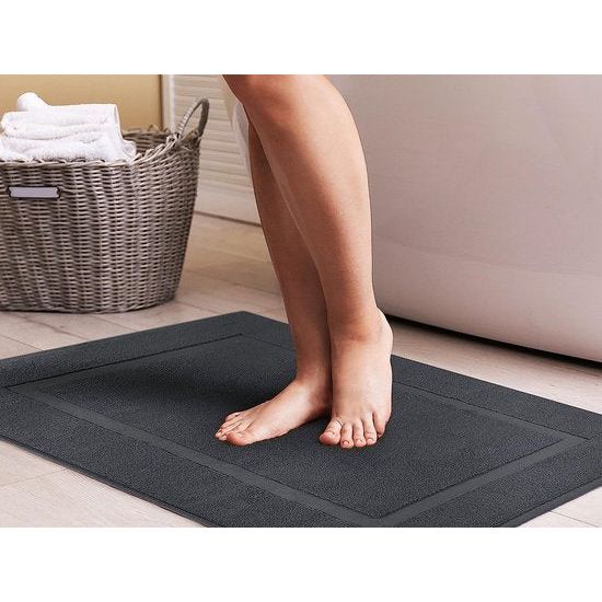 Set van 2 badmatten, salie-groene luxe badmatten van gekamd katoen, 53,3 x 86,4 cm