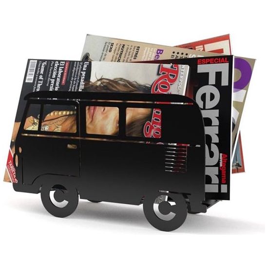 Van Decoratief krantenrek in de vorm van een retro combiwagen. Kleur: zwart. Van metaal.