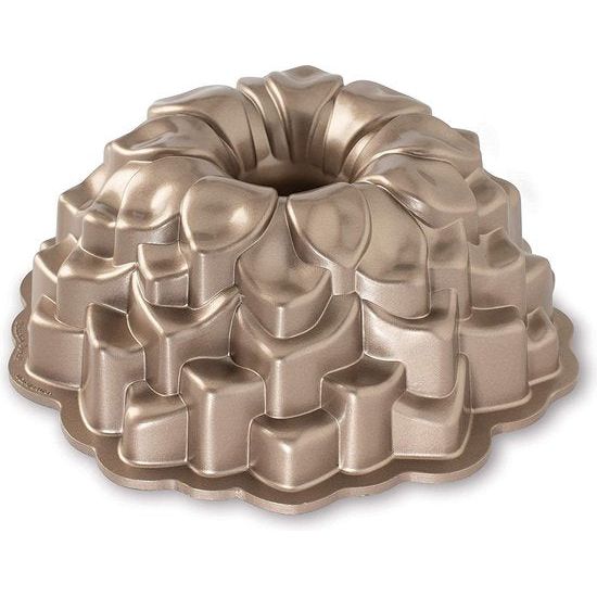 NordicWare Bakvorm, aluminium, 26,4 x 9,3 x 26,4 cm, 1 eenheid (gesorteerd op kleuren).