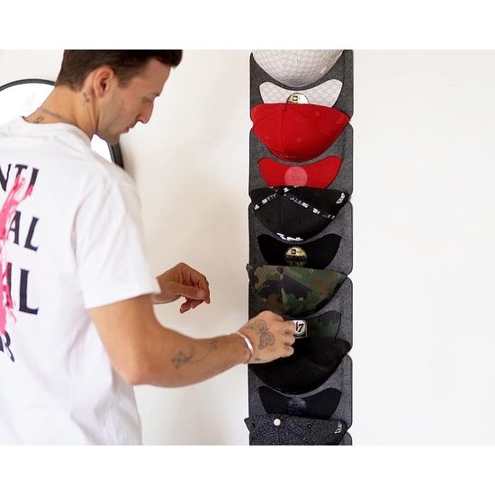 Honkbalpettenhouder, voor aan de muur, baseballcaphouder, opvouwbare kaphouder voor aan de muur met 7 vakken, enkele rij, geen boren, wandhouder