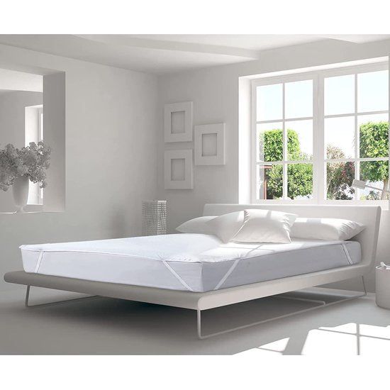 Bedecor- Waterdichte Matrasbeschermer 140x200 cm-Katoenen badstof-ademend en antibacteriëel-met 4 Elastische Hoeken
