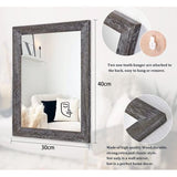 Wandspiegel met houten lijst, rechthoekig, rustieke spiegel, decoratief, boerderijstijl, slaapkamer, badkamer, hangende spiegel, wanddecoratie.