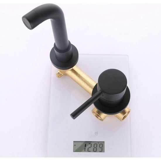 moderne badkamerkraan wandmontage mat zwart 360° draaibare uitloop badkranen voor muur 2-gats montage kraan met enkele handgreep messing Leekayer