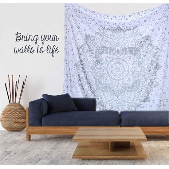 Mandala, kamerdecoratie, wit zilver wanddoek, Boho wanddecoratie, muuropknoping psychedelisch 132x208 cms. Mandala, kamerdecoratie, wit zilver wanddoek, Boho wanddecoratie, muuropknoping psychedelisch 132x208 cm.