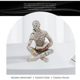 Figuur decoratie voor plank, 11 x 8 x 8 cm, kleine lezende vrouwen, gevormd sculptuur, gepersonaliseerd, handbeschilderd, lezen, schurk, desktop, boeken, rek, handwerk, standbeeld