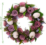 Paaskrans met bloemen van hout en eieren, decoratieve tafelkrans, deurkrans met hanger, stijlvolle paasdecoratie. Translation: Paaswreath met bloemen van hout en eieren, decoratieve tafelwreath, deurwreath met hanger, stijlvolle paasdecoratie.