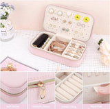 Klein fluwelen reissieradendoosje, klein fluwelen sieradendoosje voor meisjes en vrouwen, mini-sieradenorganisator voor ringen, oorbellen, kettingen, armbanden, klein sieradendoosje, roze