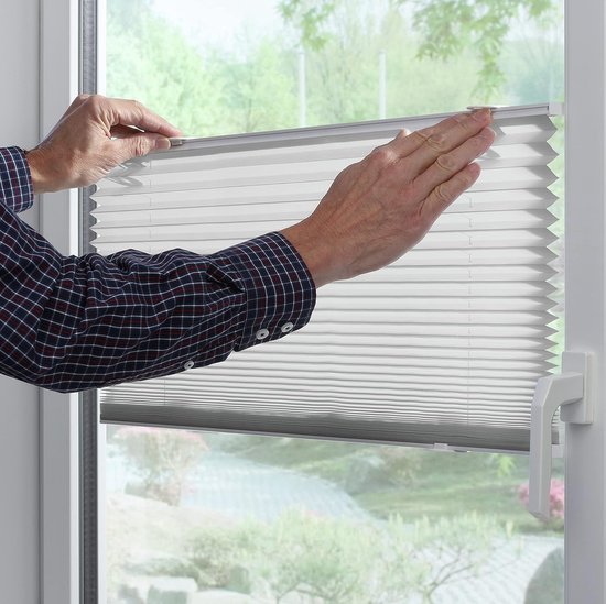 Solo Plissé met zuignappen, ondoorzichtig vouwgordijn, alle montage, grijs, 80 x 130 cm Solo Plissé met zuignappen, ondoorzichtig vouwgordijn, alle montage, grijs, 80 x 130 cm