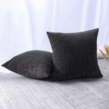 Het pakket bevat 2 x kussenhoezen. (Kussens niet inbegrepen.) Perfect formaat: elke kussenhoes meet 45 x 45 cm