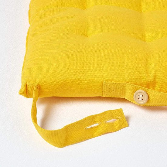 Set van 4 stoelkussens 40 x 40 cm, geel, zitkussen met bandjes en knoopsluiting, effen kussens voor stoelen met overtrek van 100% katoen en zachte polyester vulling