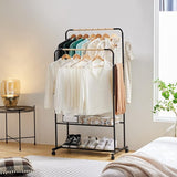 Kledingrek op wieltjes, stabiele kapstok van metaal, dubbele kledingstangen met 2 planken, belastbaar, industriële stijl, 82 x 51 x 155 cm, zwart