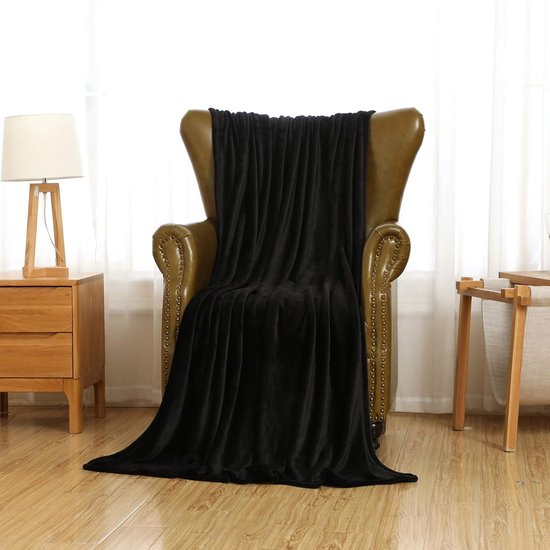 Fleecedeken/knuffeldeken - flanel, extra zacht en warm - kreukbestendig/verkleurt niet, te gebruiken als bedsprei of deken op de bank - 150 x 200 cm - Zwart