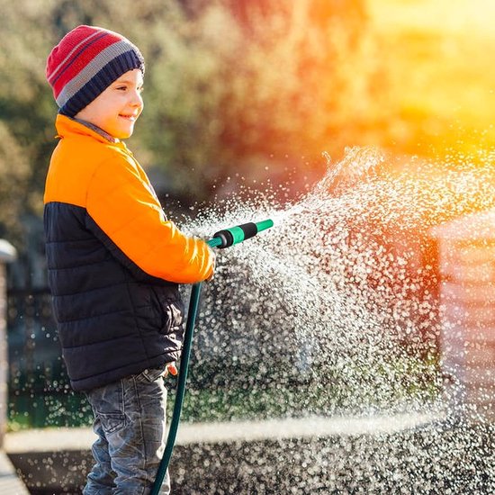 30 meter versterkte PVC tuin buiten waterslang startset met fittingen en spuitpistool