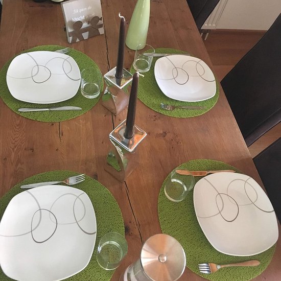 Set van 4 placemats, 38 cm, groen (verder beschikbaar), afwasbaar