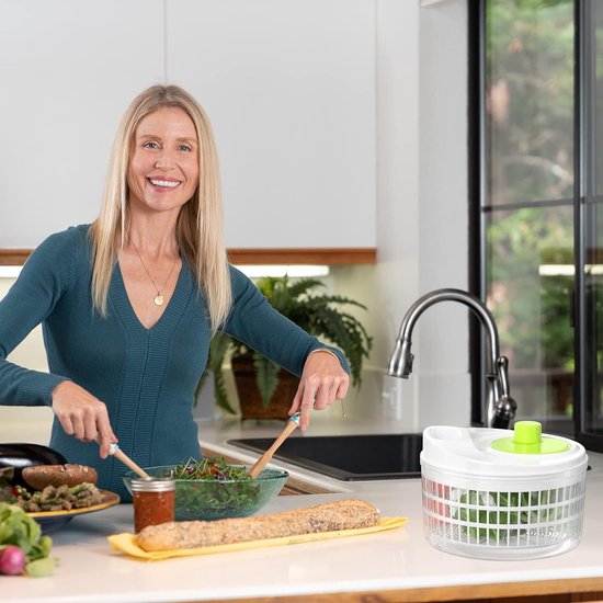 Slacentrifuge met deksel, slacentrifuge met slingeraandrijving en 3 liter slakom en zeef, keukenhulp saladedroger voor het wassen en drogen van salade, groenten en fruit (22,5 cm x 15 cm)