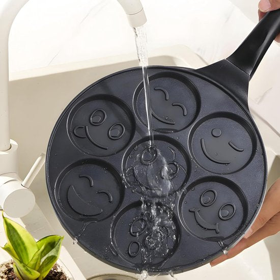 Pannenkoekenpan, 7 grappige kindermotieven, patroon, smiley, 26 cm, anti-aanbakpan voor pannenkoeken, pannenkoekenpan en eieren, zwart, kleur