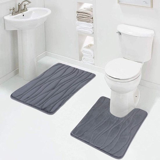 set bevat 1 badmat (50 x 80 cm) en 1 toiletmat (50 x 60 cm). Antislip onderkant