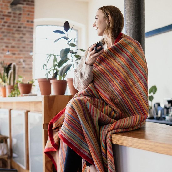 Malang knuffeldeken 100 x 150 cm - kniedeken kleurrijk, vrolijke strependeken van hoogwaardige katoenmix, knuffelzacht en aangenaam warm