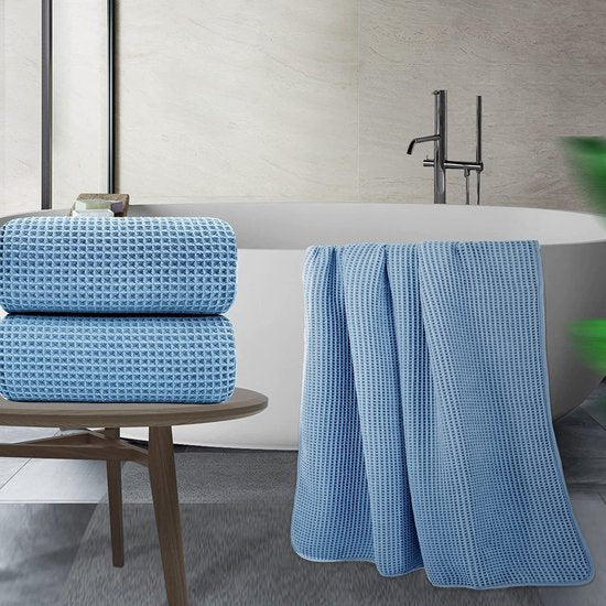 Microvezel badhanddoek - pluisvrij & sneldrogend - wafelstructuur - zeer groot - blauw - 89 x 178 cm - 2 stuks