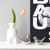 Set van 2 vogelbeelden, moderne dierensculpturen, keramische huissculptuur decoratie voor ornamenten in de woonkamer, slaapkamer, kantoor, bureau en kasten (zilver)